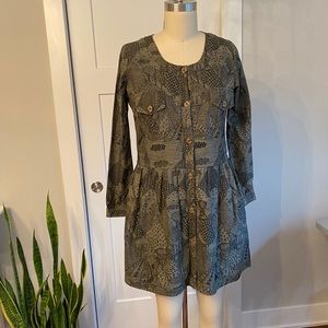 Pesqueira fall dress with mountain print
